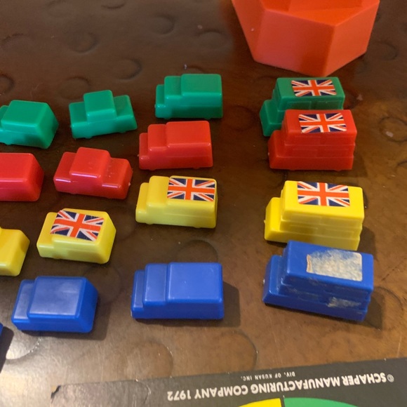 Game Vintage London Bridge is Falling Down Complete with box Cootie Co - Picture 9 of 13